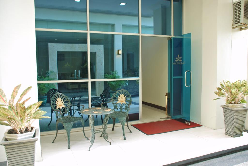 Padmaloka Hotel Tarakan Luaran gambar