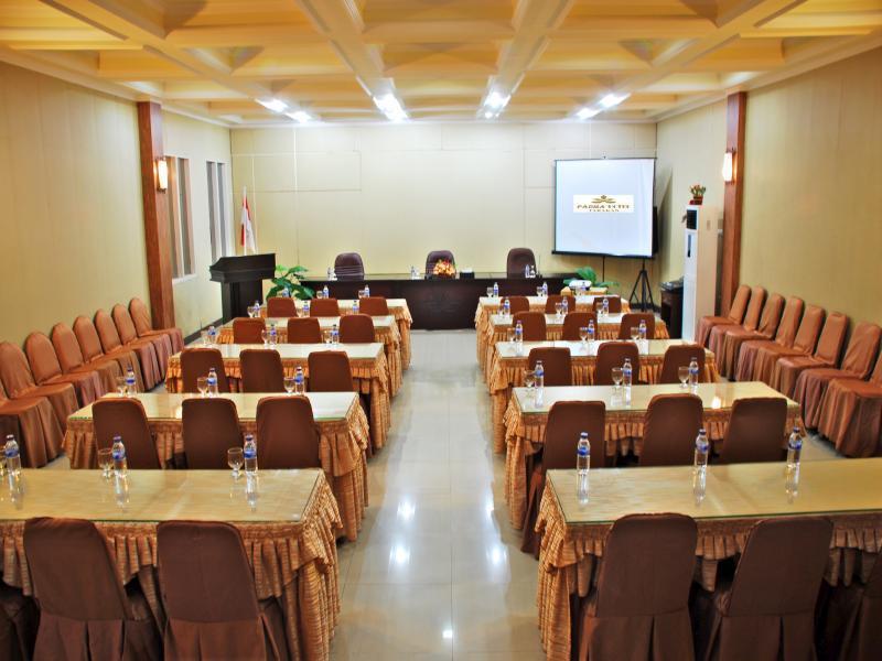Padmaloka Hotel Tarakan Luaran gambar